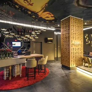 Mercure First Otel