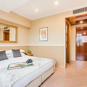 Raeli Archimede 4*, Roma Italia
