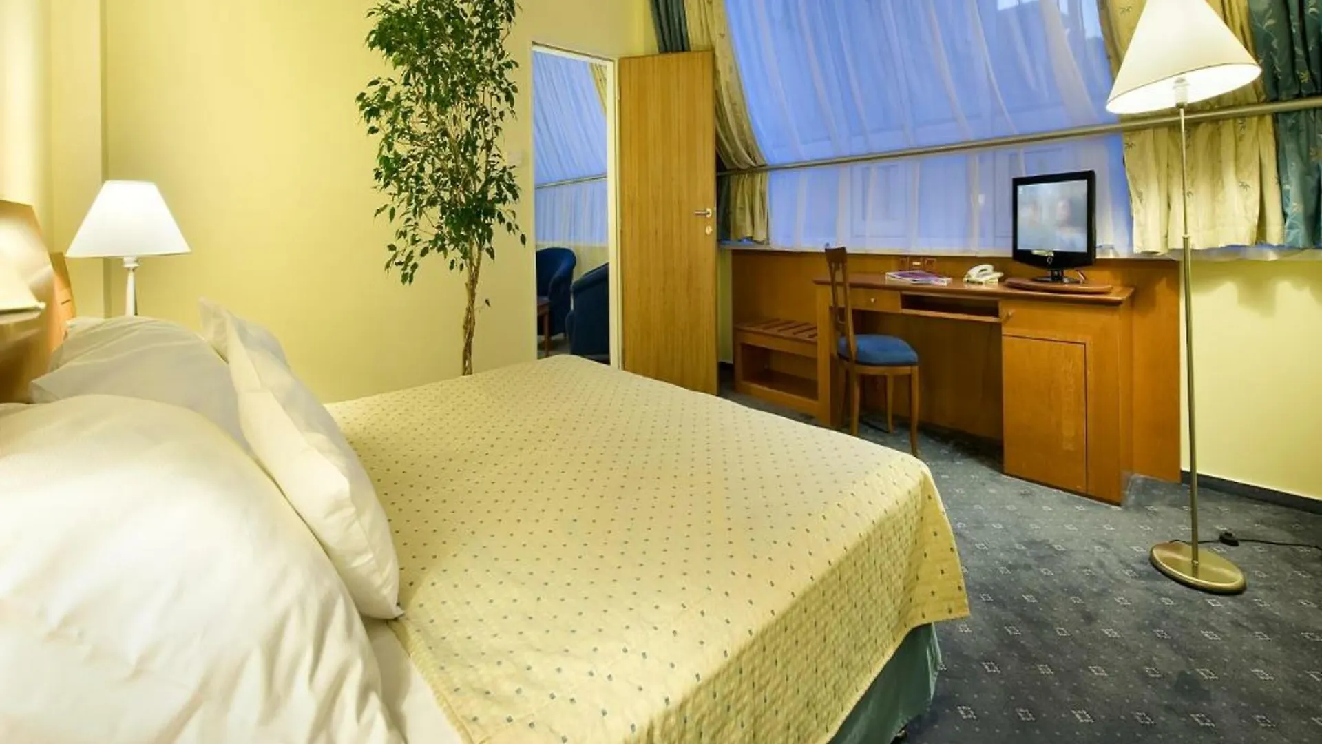 **** Otel Ramada Prague City Centre Çek Cumhuriyeti