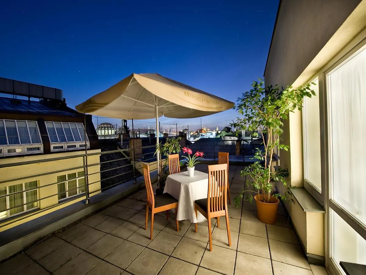 Ramada Prague City Centre 4*,