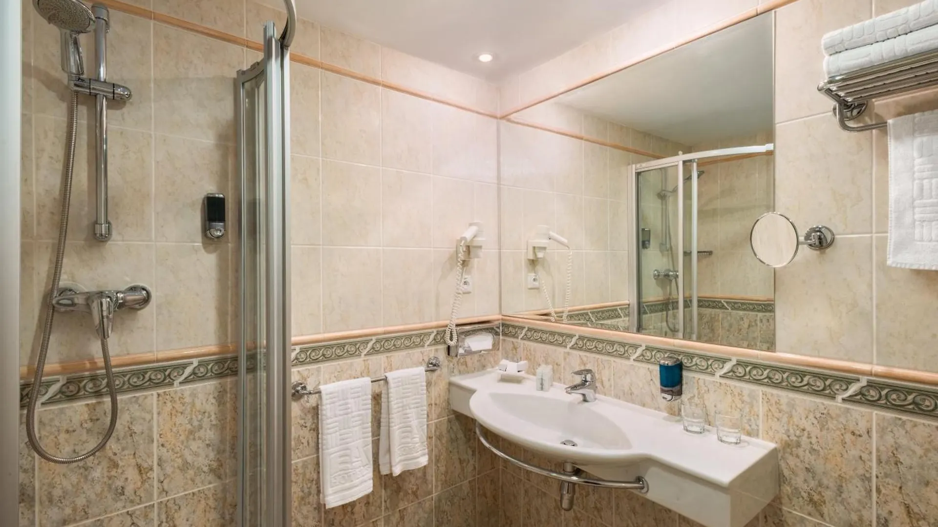 Ramada Prague City Centre 4*,  Çek Cumhuriyeti